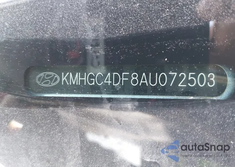 2010 Hyundai Genesis 4.6 z USA, uszkodzony, nr VIN KMHGC4DF8AU072503